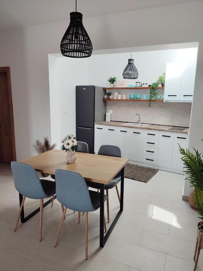 Apartamento Kalokairini Avra Archangelos  Exterior foto